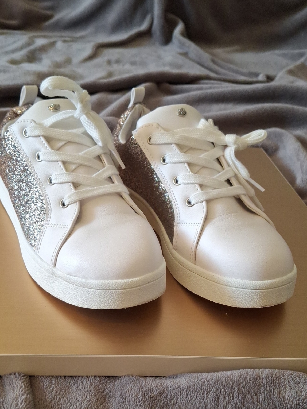 Juicy Couture White Sneakers with Silver Glitter Side Panels